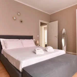 Apartment Welc-om Casa Anna Padua